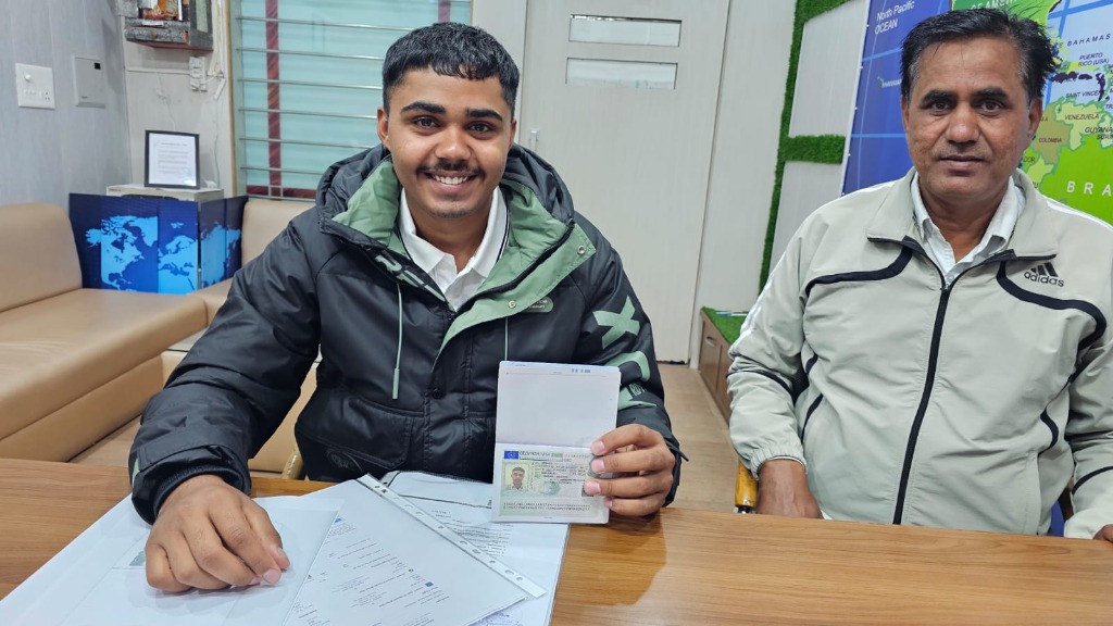 Ravinder Singh Overseas Guidance & Visa Support